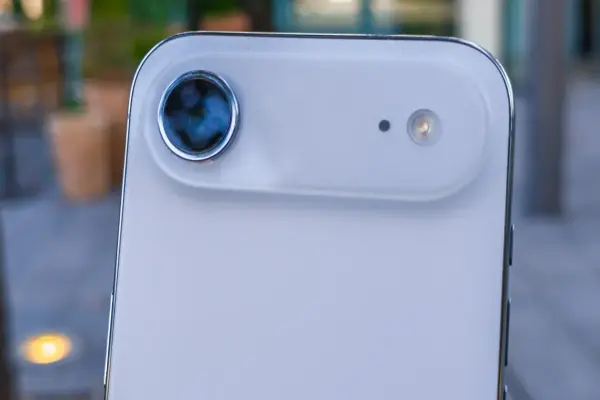 Trải Nghiệm iPhone Air: 3 Phát Hiện Quan Trọng